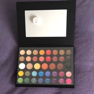 MORPHE X James Charles